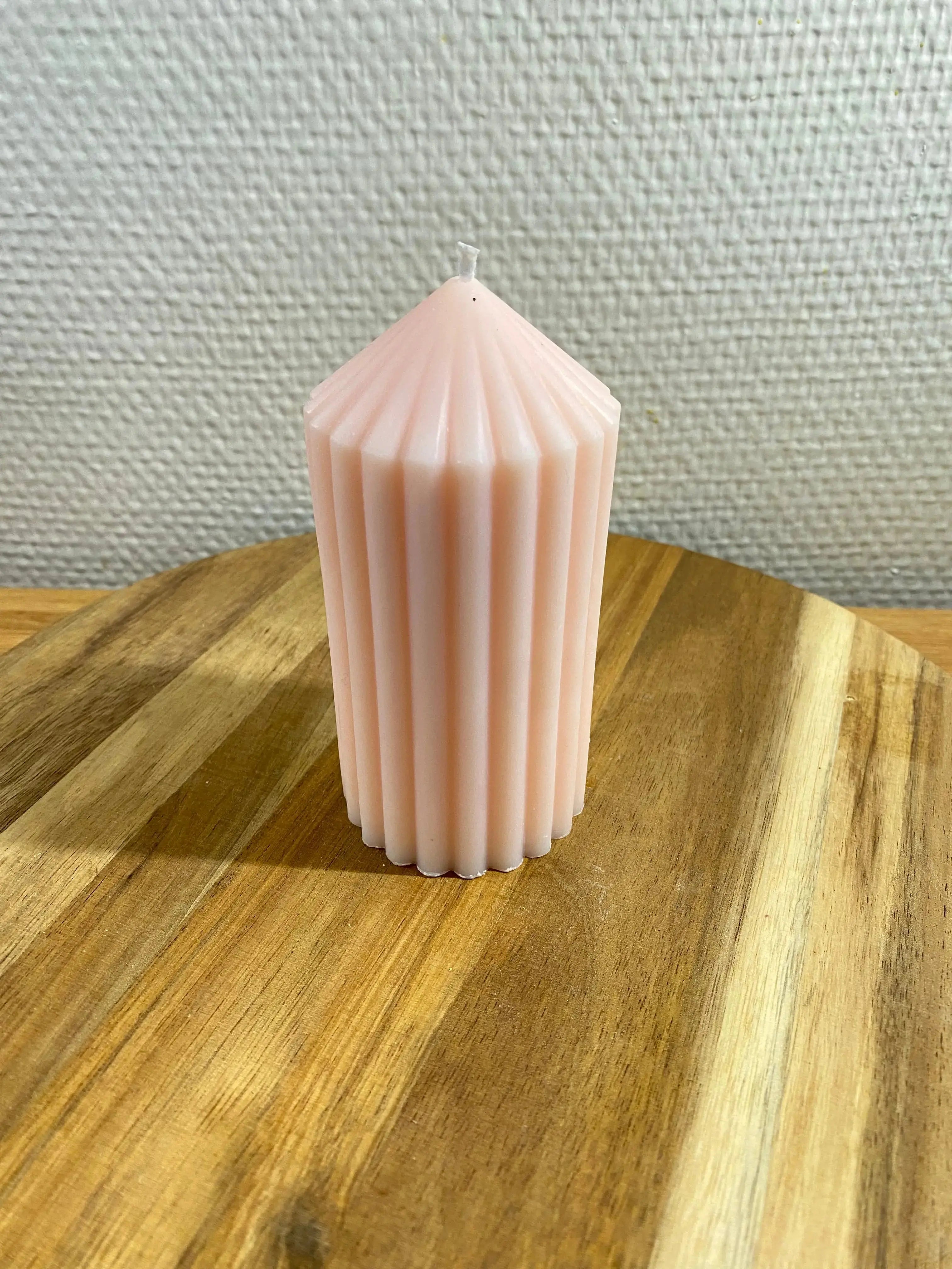Bougie moulée - Élégance (format moyen) Horjane